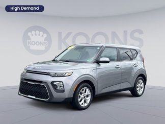 Used 2022 Kia Soul LX w/ Technology Package image 1