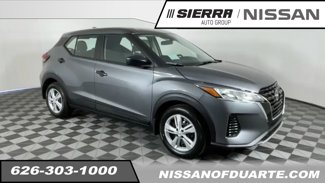 New 2025 Nissan Kicks Play S image 1