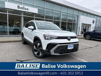 New 2025 Volkswagen Taos SE image 1