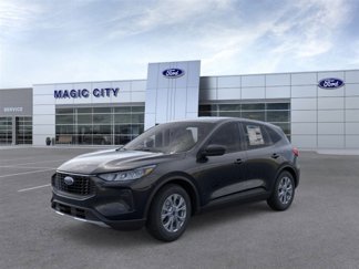 Used 2025 Ford Escape Active w/ Cold Weather Package image 1