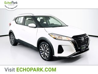 Used 2024 Nissan Kicks SV image 1