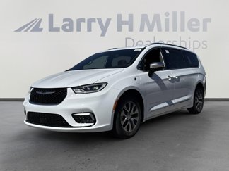 New 2025 Chrysler Pacifica Pinnacle image 1