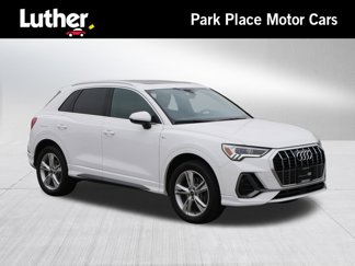 Certified 2023 Audi Q3 2.0T Premium Plus w/ Premium Plus Package image 1