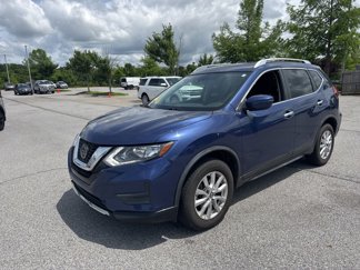 Used 2020 Nissan Rogue SV image 1