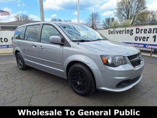 Used 2015 Dodge Grand Caravan SE image 1