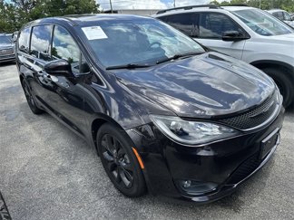 Used 2018 Chrysler Pacifica Touring Plus w/ S Appearance Package image 1