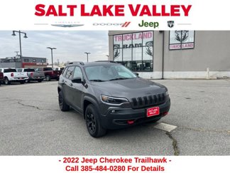 Used 2022 Jeep Cherokee Trailhawk w/ Comfort/Convenience Group image 1
