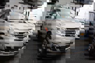 Used 2016 Chevrolet Traverse LT image 1