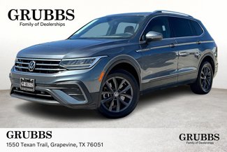 Used 2022 Volkswagen Tiguan SE image 1
