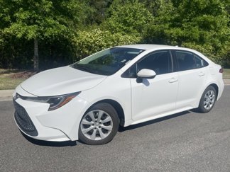 Used 2021 Toyota Corolla LE image 1