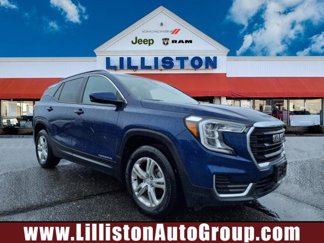 Used 2022 GMC Terrain SLE w/ Driver Convenience Package image 1