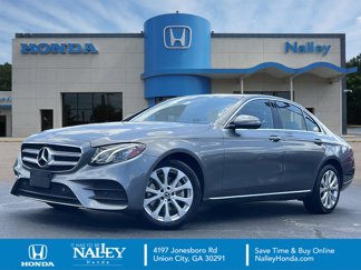 Used 2019 Mercedes-Benz E 300 4MATIC image 1