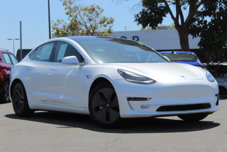 Used 2020 Tesla Model 3 Standard Range Plus image 1