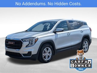 Used 2022 GMC Terrain SLE image 1