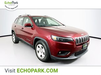 Used 2019 Jeep Cherokee Latitude w/ Cold Weather Group image 1