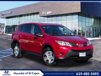 Used 2014 Toyota RAV4 LE image 1