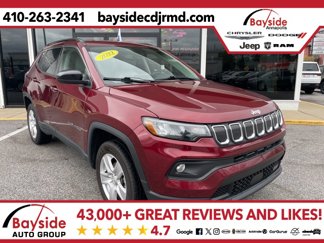 Used 2022 Jeep Compass Latitude image 1