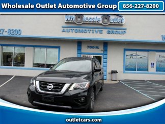 Used 2019 Nissan Pathfinder SL image 1