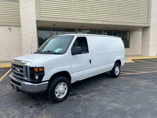 Used 2009 Ford E-150 and Econoline 150 image 1