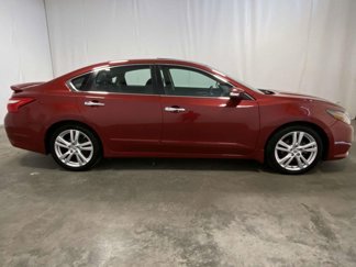 Used 2016 Nissan Altima 3.5 SL video 2