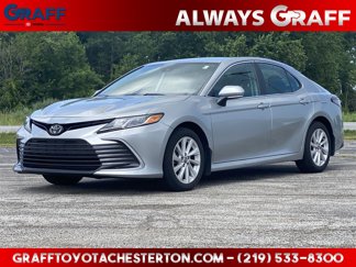 Used 2022 Toyota Camry LE image 1