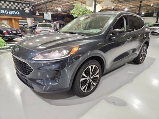 Used 2022 Ford Escape SE w/ SE Sport Appearance Package image 1