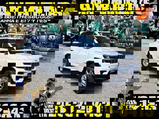 Used 2022 Jeep Grand Cherokee Laredo w/ Luxury Tech Group I image 1