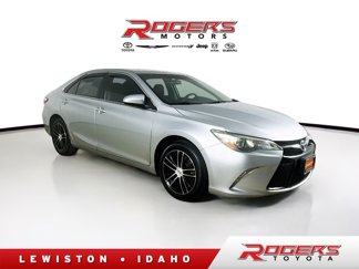 Used 2015 Toyota Camry SE image 1