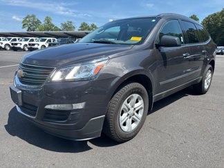 Used 2017 Chevrolet Traverse LS image 1