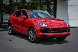 Used 2023 Porsche Cayenne Coupe image 1