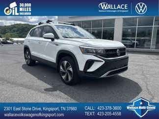 New 2024 Volkswagen Taos SE image 1