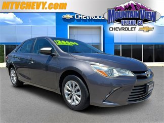 Used 2017 Toyota Camry LE image 1