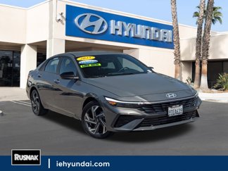 Certified 2025 Hyundai Elantra Sport image 1