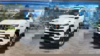New 2025 Jeep Compass Latitude image 1