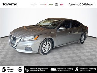Used 2019 Nissan Altima 2.5 S image 1