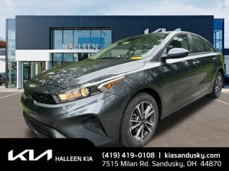 Certified 2023 Kia Forte LXS image 1