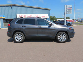 Used 2017 Jeep Cherokee Limited image 1