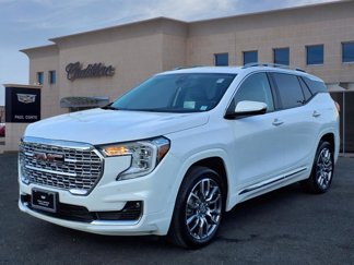 Used 2022 GMC Terrain Denali w/ Denali Premium Package image 1