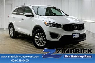 Used 2016 Kia Sorento LX image 1