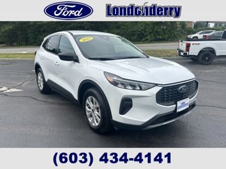 Used 2023 Ford Escape Active image 1