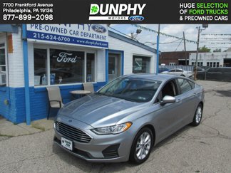 Used 2020 Ford Fusion SE image 1