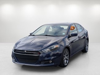 Used 2015 Dodge Dart SXT image 1