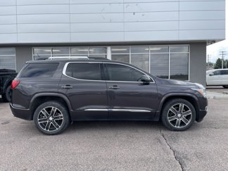Used 2017 GMC Acadia Denali w/ Technology Package image 1