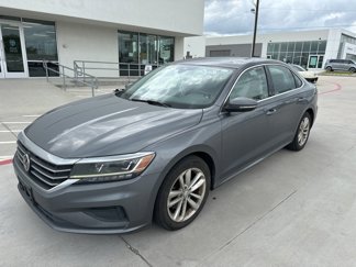 Used 2020 Volkswagen Passat 2.0T SE image 1