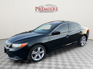 Used 2013 Acura ILX w/ Technology Package image 1