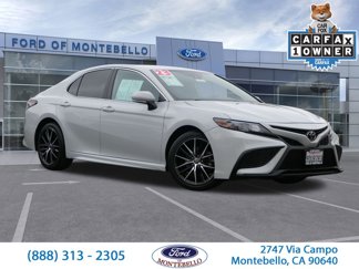 Used 2023 Toyota Camry SE image 1