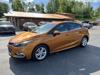 Used 2017 Chevrolet Cruze LT image 1