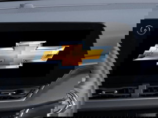 New 2025 Chevrolet Equinox LT image 1