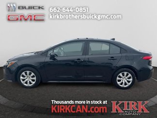 Used 2022 Toyota Corolla LE image 1