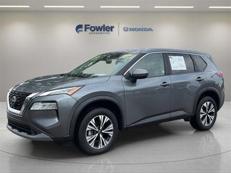 Used 2023 Nissan Rogue SV image 1
